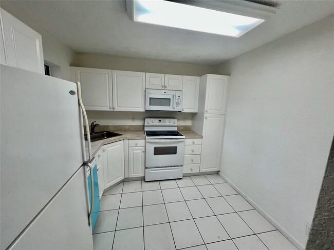 2479 NW 49th Ter in Coconut Creek, FL - Building Photo - Building Photo