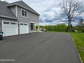 51 Devitt Rd in Waterford, NY - Building Photo - Building Photo