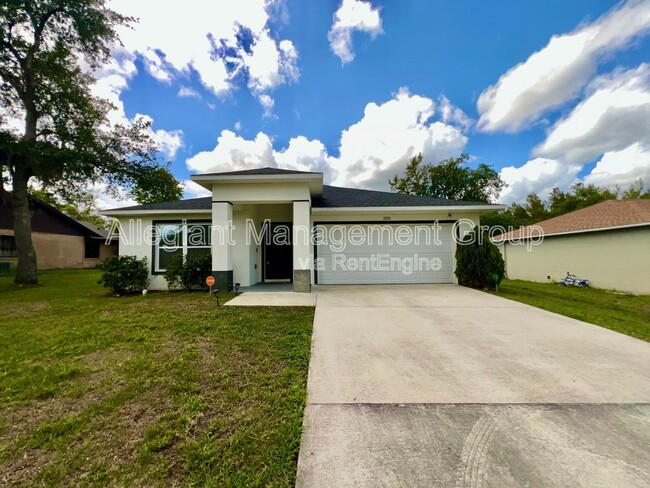 property at 2574 Collingswood Dr