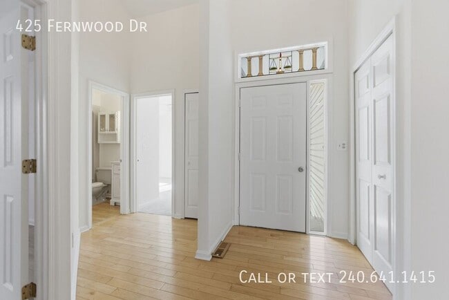 425 Fernwood Dr in Severna Park, MD - Building Photo - Building Photo