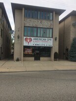 5912 S Archer Ave, Unit 2