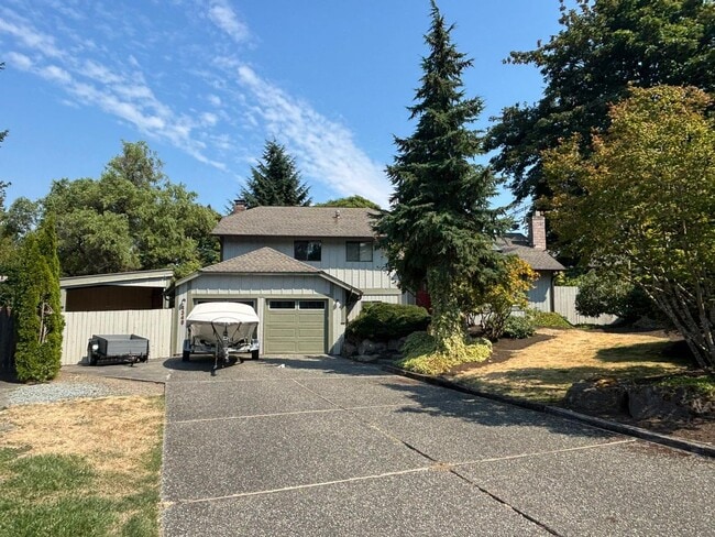 4348 190th Ave SE in Issaquah, WA - Building Photo - Building Photo