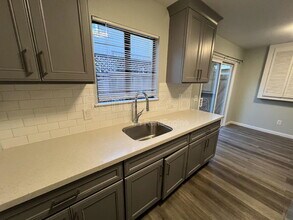 141 Agua Caliente Rd W in Sonoma, CA - Building Photo - Building Photo