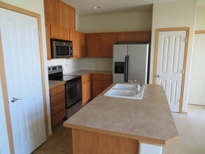 1925 Garry Oaks Ave in Dupont, WA - Building Photo - Building Photo