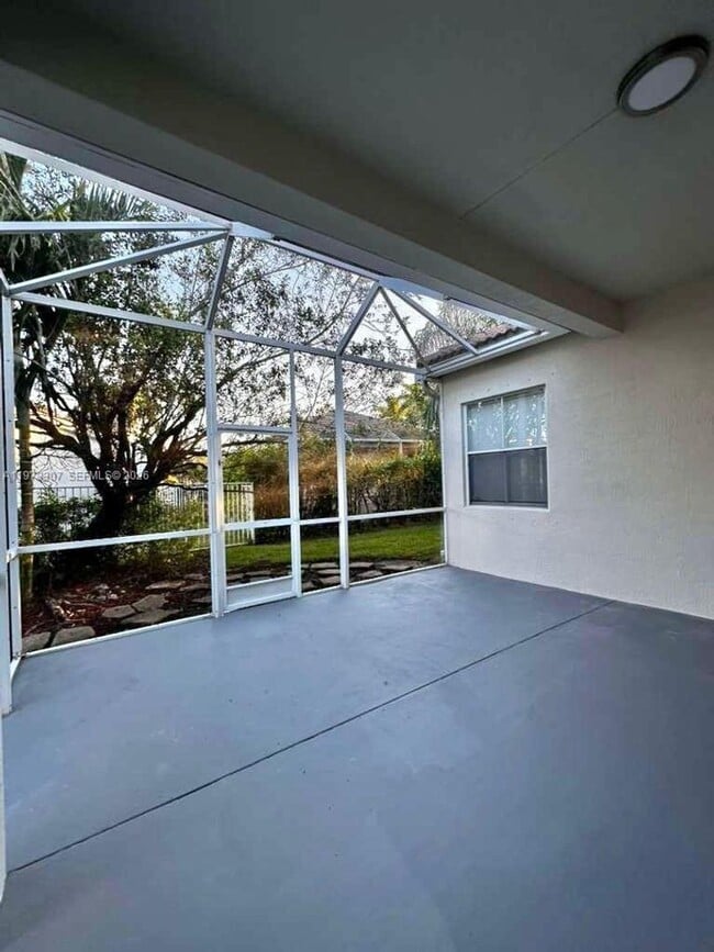 property at 1761 Aspen Ln