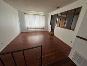 9245 Neville Way in Stockton, CA - Building Photo - Building Photo