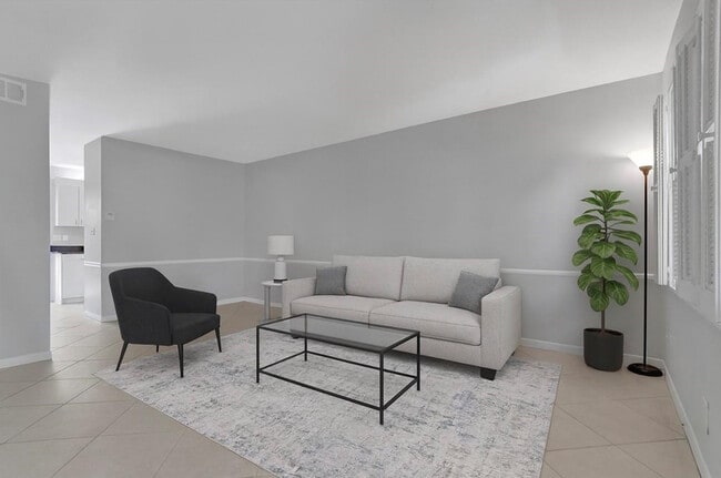 12 NE 20th Ct in Wilton Manors, FL - Foto de edificio - Building Photo