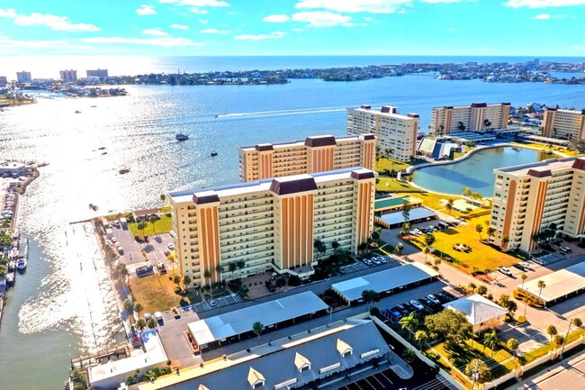 property at 4550 Cove Cir