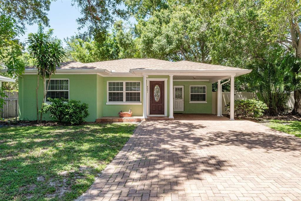 4001 W Estrella St in Tampa, FL - Building Photo