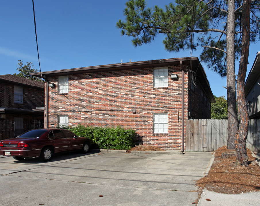 2000-2004 Hickory Ave in New Orleans, LA - Building Photo