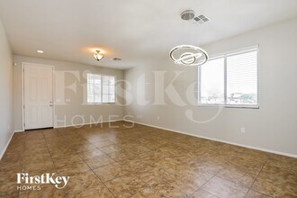 10463 S Cutting Horse Dr, Unit 1210 in Vail, AZ - Building Photo - Building Photo