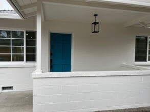 400 Calle Del Monte in Sonoma, CA - Foto de edificio - Building Photo