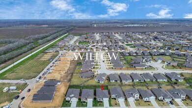 10510 Moon Valley Ln in Rosharon, TX - Building Photo - Building Photo