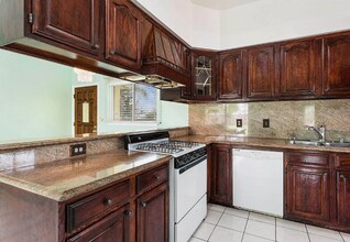 1250 Le Borgne Ave in La Puente, CA - Building Photo - Building Photo