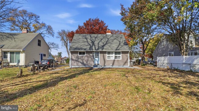 5724 Denfield Rd in Rockville, MD - Building Photo - Building Photo