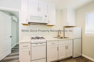 142 N Pritchard Ave in Fullerton, CA - Building Photo - Building Photo