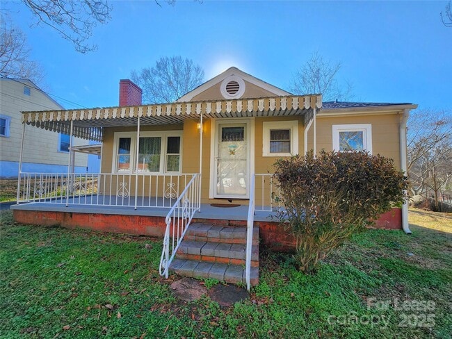 property at 843 Pebble Ave SW