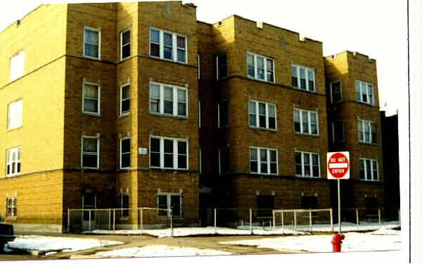 7250 S Emerald Ave in Chicago, IL - Building Photo