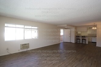 414 N Clark St in Orange, CA - Building Photo - Building Photo