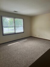 855 Butternut Dr in Holland, MI - Building Photo - Building Photo