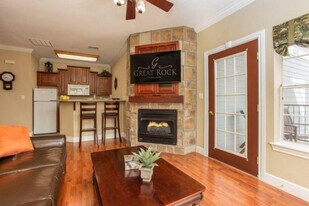 175 Golf View Dr in Branson, MO - Building Photo
