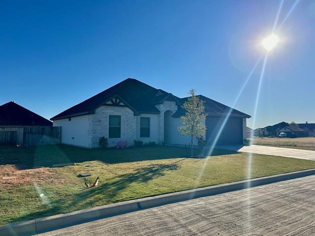 530 Calla Lily Wy in Tolar, TX - Foto de edificio - Building Photo