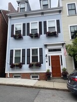 98 Baldwin St, Unit 98 Apartamentos