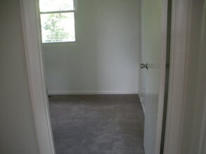 79 Chestnut Dr in Stafford, VA - Building Photo - Building Photo