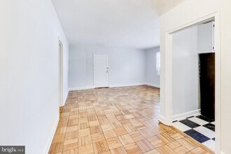 1722 N Quinn St in Arlington, VA - Building Photo - Building Photo