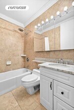 350 W 50th St in New York, NY - Building Photo - Building Photo