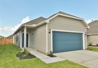 2528 Westslope Dr in Shenandoah, TX - Building Photo - Building Photo