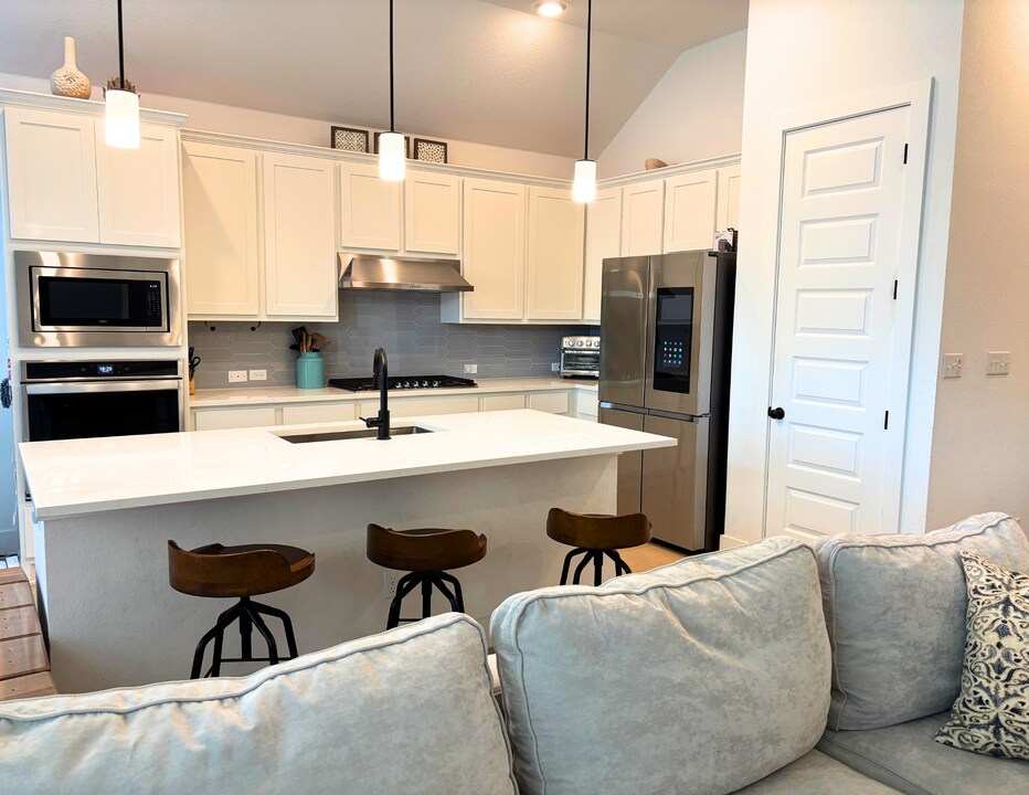 2233 Nates Pl in Georgetown, TX - Building Photo