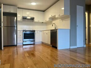 226 Parker Hill Ave, Unit 2 in Boston, MA - Building Photo - Building Photo