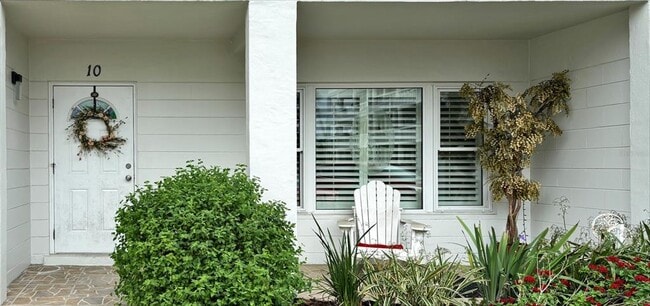 property at 2020 World Pkwy Blvd