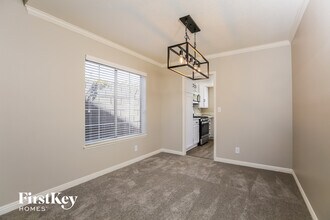 1113 Passion Flower Cir in Las Vegas, NV - Building Photo - Building Photo