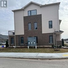 30 Balladry Blvd. in Stratford, ON - Building Photo - Building Photo