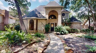 3510 Cypresswood Dr in Spring, TX - Building Photo