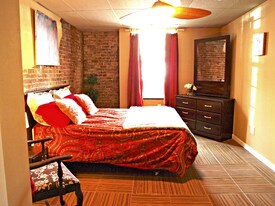 206 State St, Unit M in Alton, IL - Building Photo