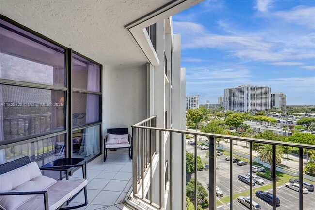 property at 800 Parkview Dr