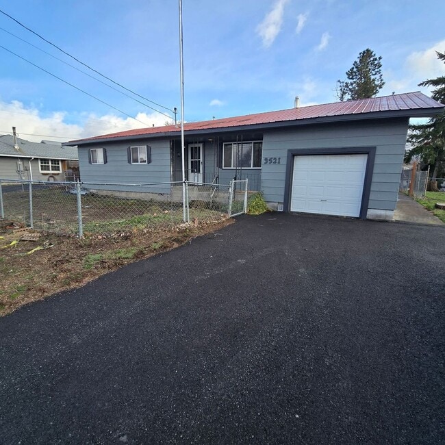 property at 3521 Lindberg St