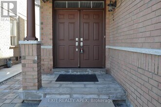 5846 Terrapark Trail in Mississauga, ON - Building Photo - Building Photo