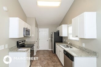 1826 Killarney Dr SW in Marietta, GA - Foto de edificio - Building Photo