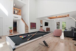 13609 Heritage Way in Tampa, FL - Building Photo