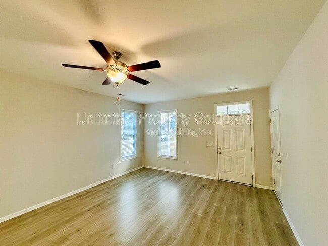 1301 Putnam Dr in Belville, NC - Building Photo - Building Photo