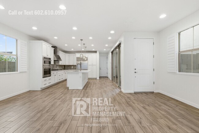 2342 W Gloria Ln in Phoenix, AZ - Building Photo - Building Photo