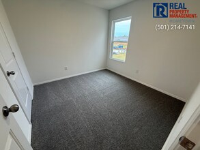 6041 Discovery Trl in Bauxite, AR - Building Photo - Building Photo
