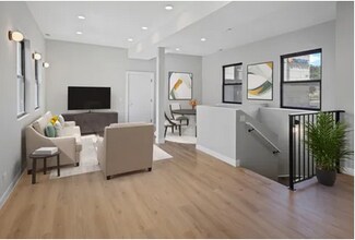 2412 W Belden Ave, Unit 1R in Chicago, IL - Building Photo - Building Photo