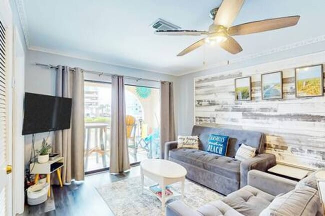 property at 924 W Beach Blvd