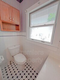 2112 State Ave photo'