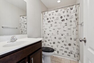 4968 Limestone Ave in Virginia Beach, VA - Building Photo - Building Photo